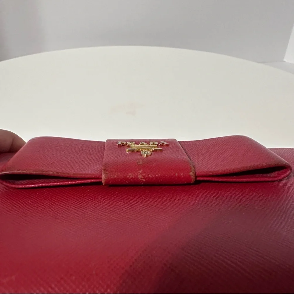 Fair Condition Prada wallet orangey/redish needs some work - Picture 11 of 14